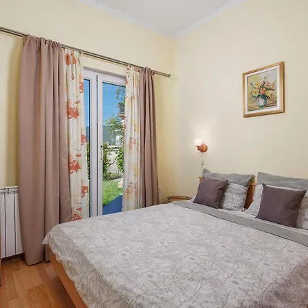 Apartament Bellavista *